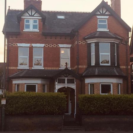 Bouvrie Guest House ヘレフォード エクステリア 写真